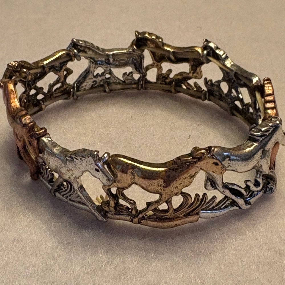 #59 - Horse Motif Three Tone Metal Stretch Bracelet - Picture 2 of 3